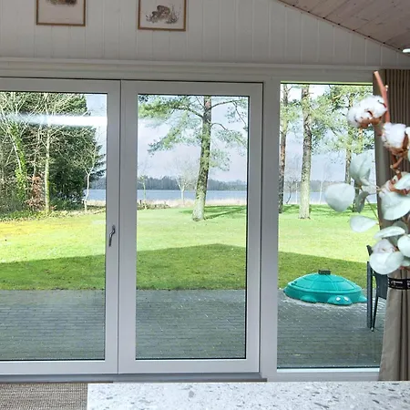 4 Star In Ansager-by Traum *