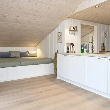 4 Star In Ansager-by Traum * Ansager